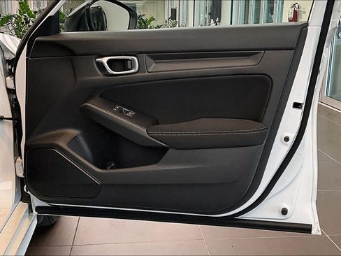 Used 2023 Honda Civic Sport image 21