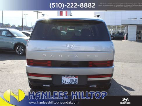 Used 2025 Hyundai Santa Fe Limited image 8