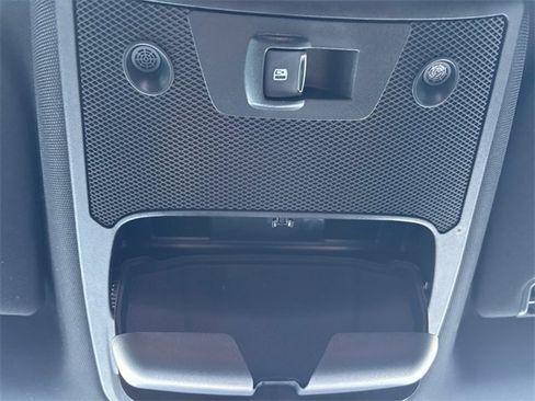 Used 2021 Ford F350 Platinum w/ Tremor Off-Road Package image 30