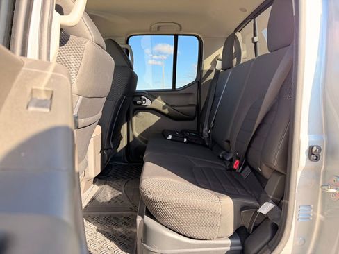 Used 2019 Nissan Frontier PRO-4X image 25