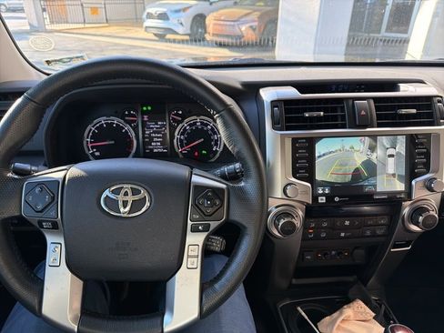 Used 2024 Toyota 4Runner Limited image 9