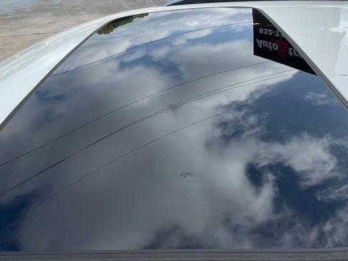 Used 2016 Honda Pilot Touring image 9