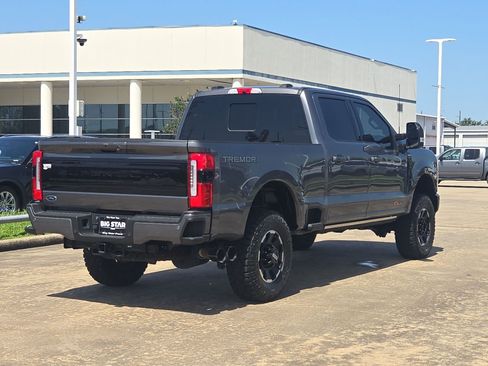 Used 2026 Ford F250 Platinum w/ Tremor Off-Road Package AWD/4WD image 3