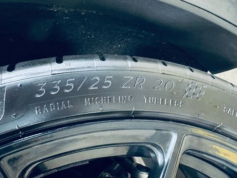 Used 2019 Chevrolet Corvette Grand Sport image 12