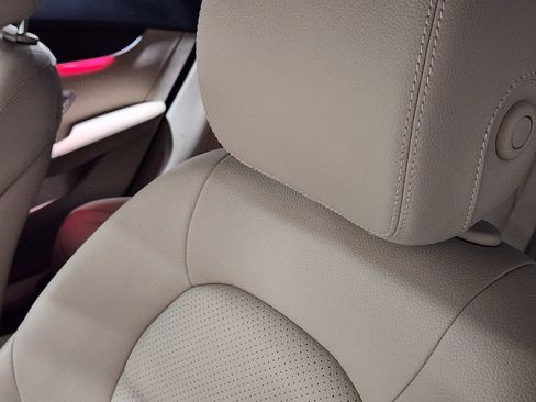 Used 2023 Mercedes-Benz GLC 300 4MATIC Coupe image 34