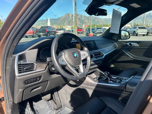 Used 2020 BMW X7 xDrive40i w/ Premium Package AWD/4WD image 11