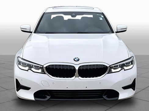 Used 2020 BMW 330i Sedan w/ Convenience Package RWD image 4
