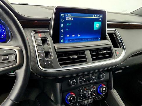 Used 2023 Chevrolet Tahoe Premier w/ Advanced Technology Package image 17