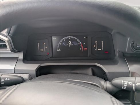 Used 2025 Toyota Tacoma SR5 AWD/4WD image 28