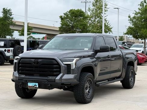 Used 2023 Toyota Tundra SR5 AWD/4WD image 8