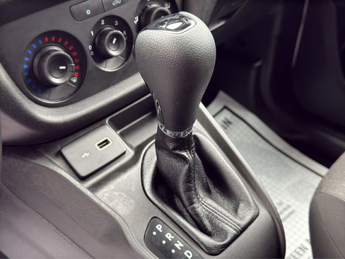 Used 2022 RAM ProMaster City Wagon image 15