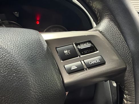 Used 2015 Subaru Forester 2.5i Limited AWD/4WD image 18