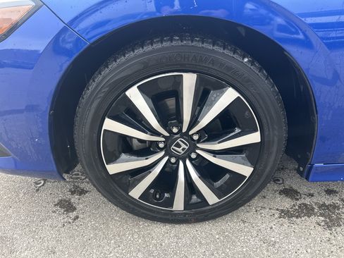 Used 2024 Honda Civic EX image 7