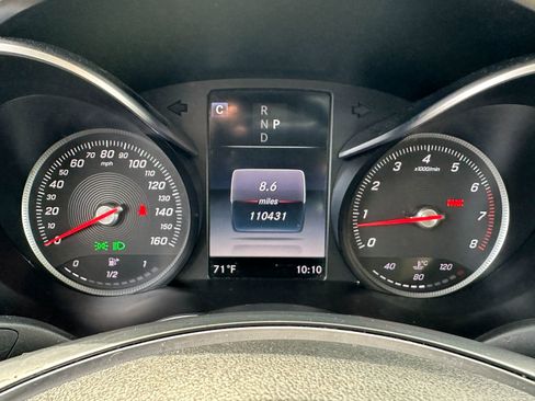 Used 2016 Mercedes-Benz GLC 300 4MATIC image 37