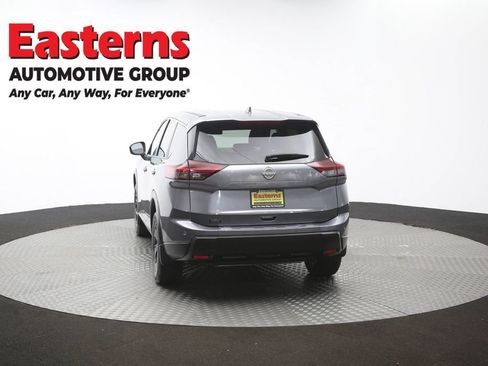 Used 2024 Nissan Rogue SV AWD/4WD image 36