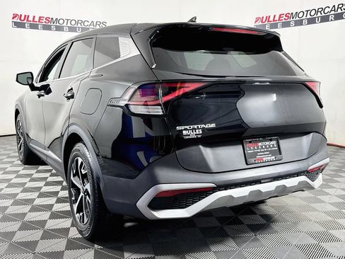 Used 2023 Kia Sportage EX FWD image 5