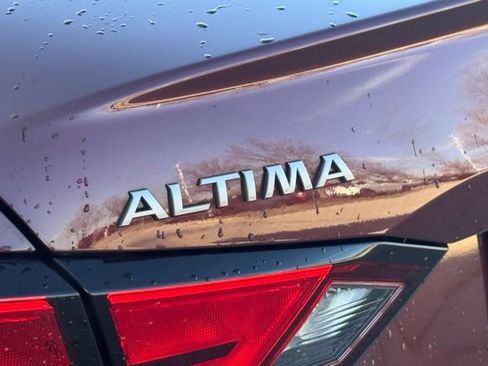 Used 2023 Nissan Altima 2.5 SV w/ SV Premium Package image 51