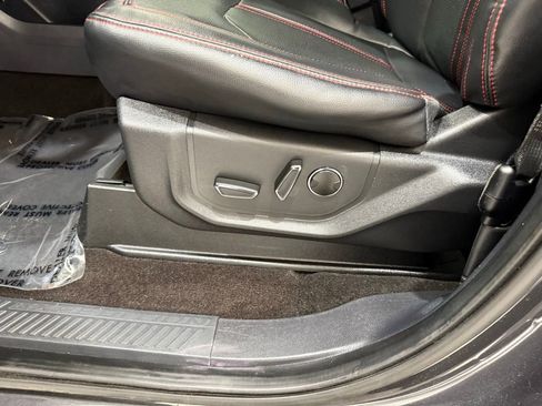 Used 2023 Ford Expedition Max Limited image 16