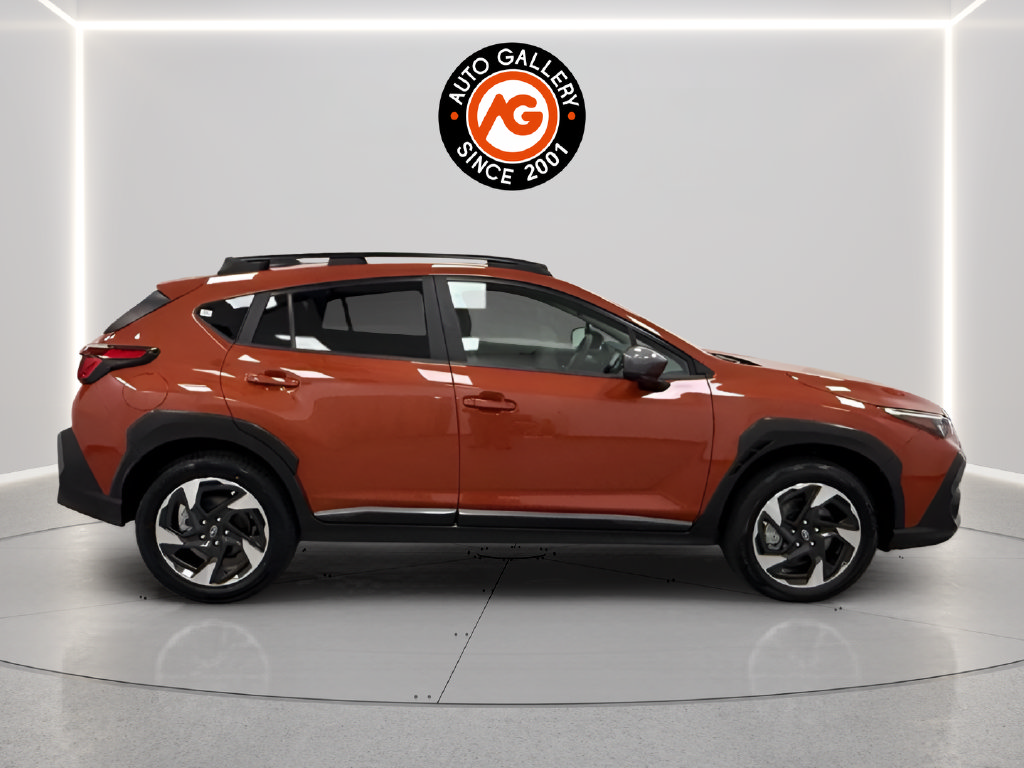 Used 2024 Subaru Crosstrek 2.5i Limited AWD/4WD image 9