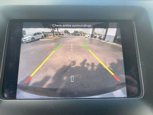 Used 2020 Jeep Cherokee Latitude Plus w/ Comfort/Convenience Group image 22