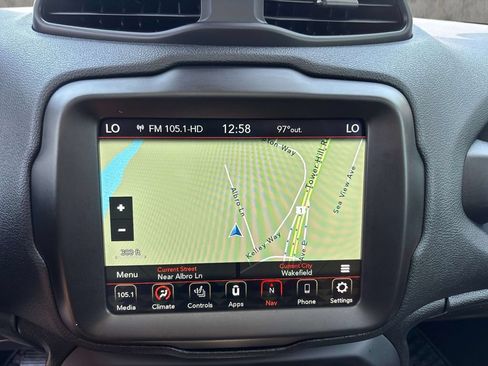 Used 2022 Jeep Renegade Trailhawk w/ Sun/Sound Group AWD/4WD image 19