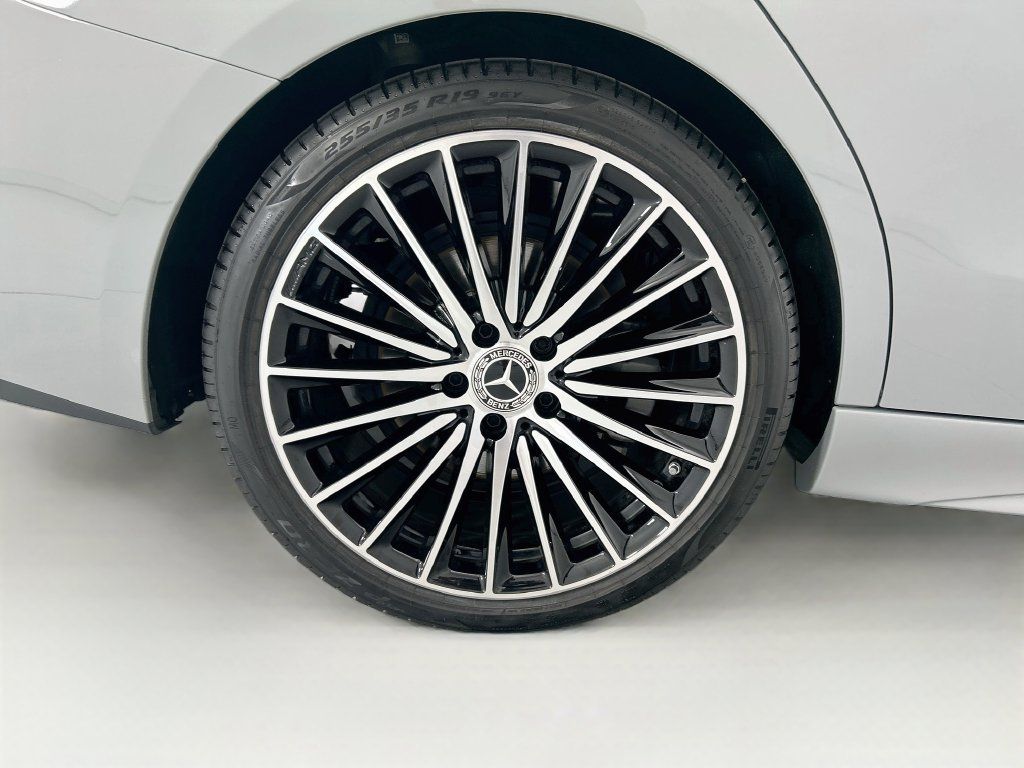 Used 2026 Mercedes-Benz C 300 Sedan image 32