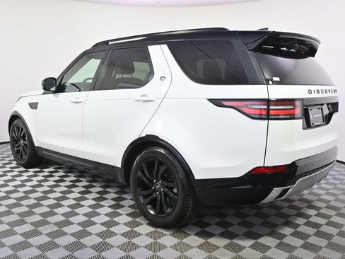 Used 2020 Land Rover Discovery Landmark AWD/4WD image 3