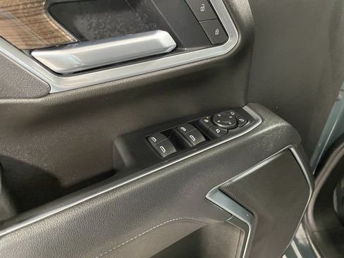 Used 2025 Chevrolet Silverado 2500 LT AWD/4WD image 19