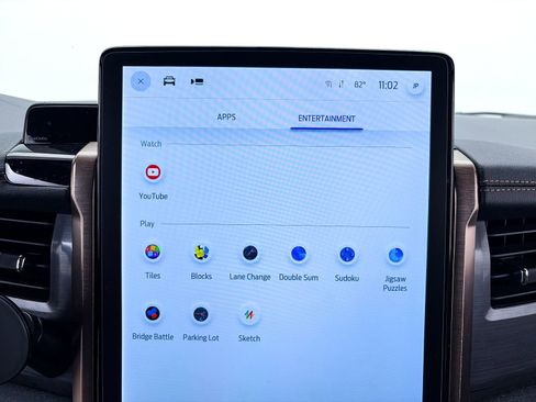 Used 2022 Ford F150 Lightning Lariat w/ Max Trailer Tow Package image 29