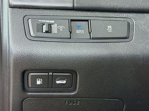 Used 2011 Hyundai Sonata SE w/ Navigation & Sunroof Pkg 4 FWD image 25