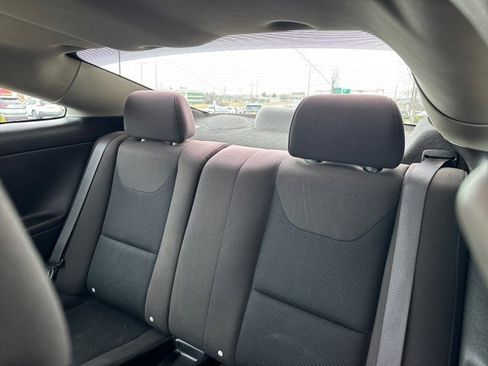 Used 2006 Pontiac G6 GT w/ Premium Value Package 2 image 8