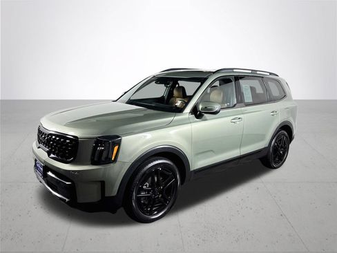 Used 2025 Kia Telluride EX X-Line AWD/4WD image 2
