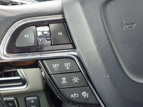 Used 2023 Lincoln Navigator L Black Label AWD/4WD image 28