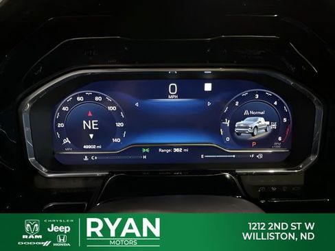 Used 2023 Chevrolet Silverado 1500 LTZ AWD/4WD image 16