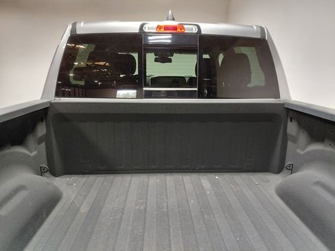 Used 2019 RAM 1500 Big Horn AWD/4WD image 16