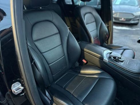 Used 2017 Mercedes-Benz GLC 300 4MATIC Coupe image 28