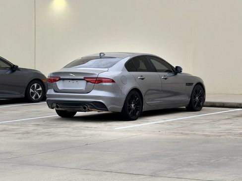 Used 2020 Jaguar XE S RWD image 7