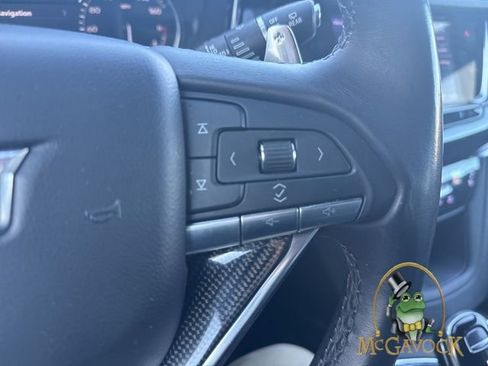 Used 2022 Cadillac XT6 Sport image 32