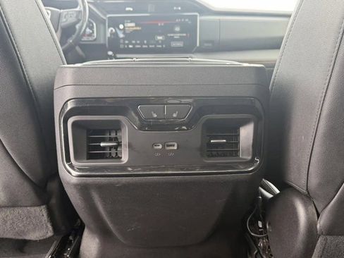 Used 2022 GMC Sierra 1500 AT4 w/ AT4 Preferred Package image 31