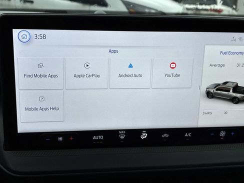 New 2025 Ford Maverick XL image 12