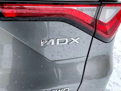 Used 2024 Acura MDX SH-AWD w/ Advance Package image 7