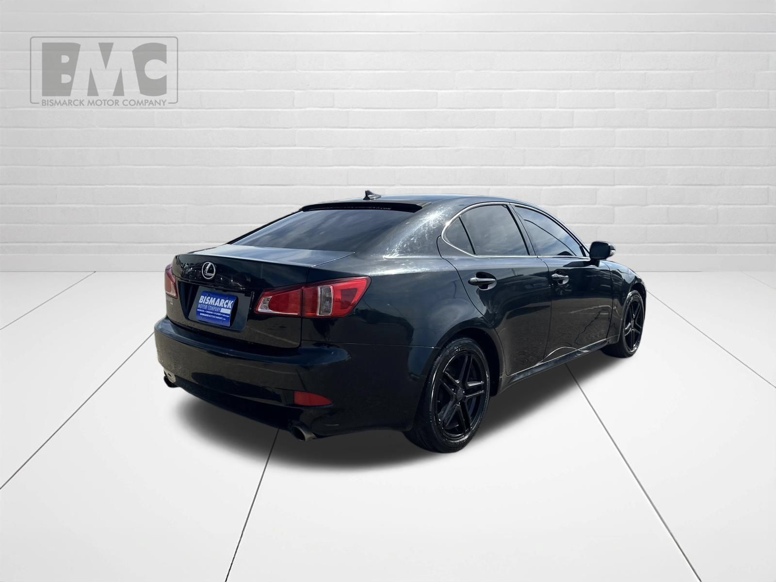 Used 2011 Lexus IS 250 AWD w/ Preferred Accessory Package image 3