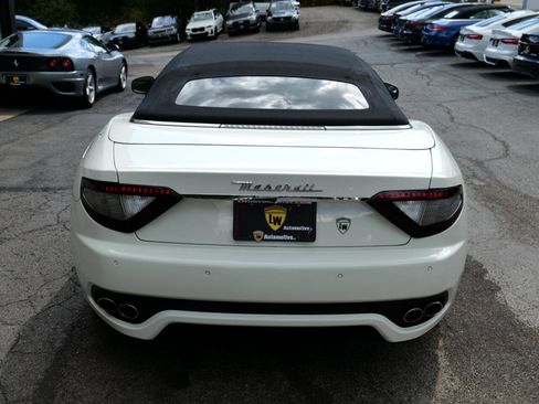 Used 2015 Maserati GranTurismo Convertible image 90