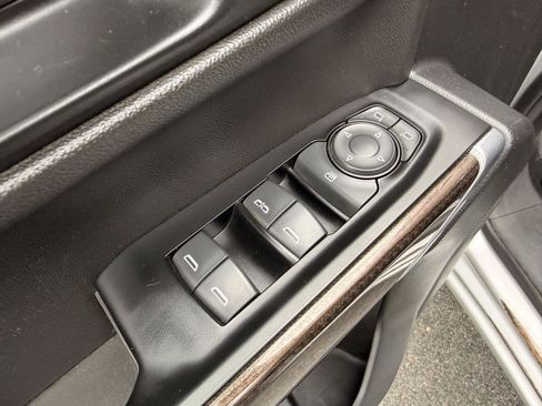 Used 2019 Chevrolet Silverado 1500 LT w/ All-Star Edition image 15