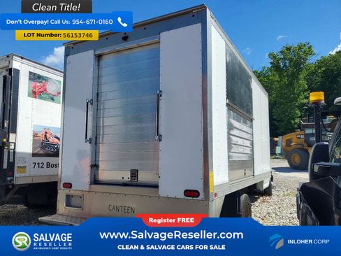 Used 2020 Chevrolet Express 4500 Extended w/ Power Convenience Package RWD image 4
