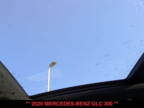 Certified 2025 Mercedes-Benz GLC 300 4MATIC image 15