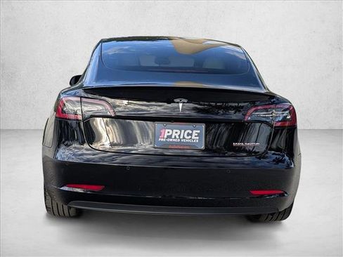 Used 2022 Tesla Model 3 Performance image 7