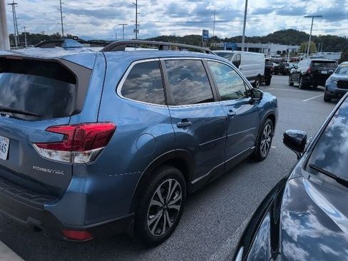 Used 2021 Subaru Forester Limited w/ Popular Package #3 AWD/4WD image 4