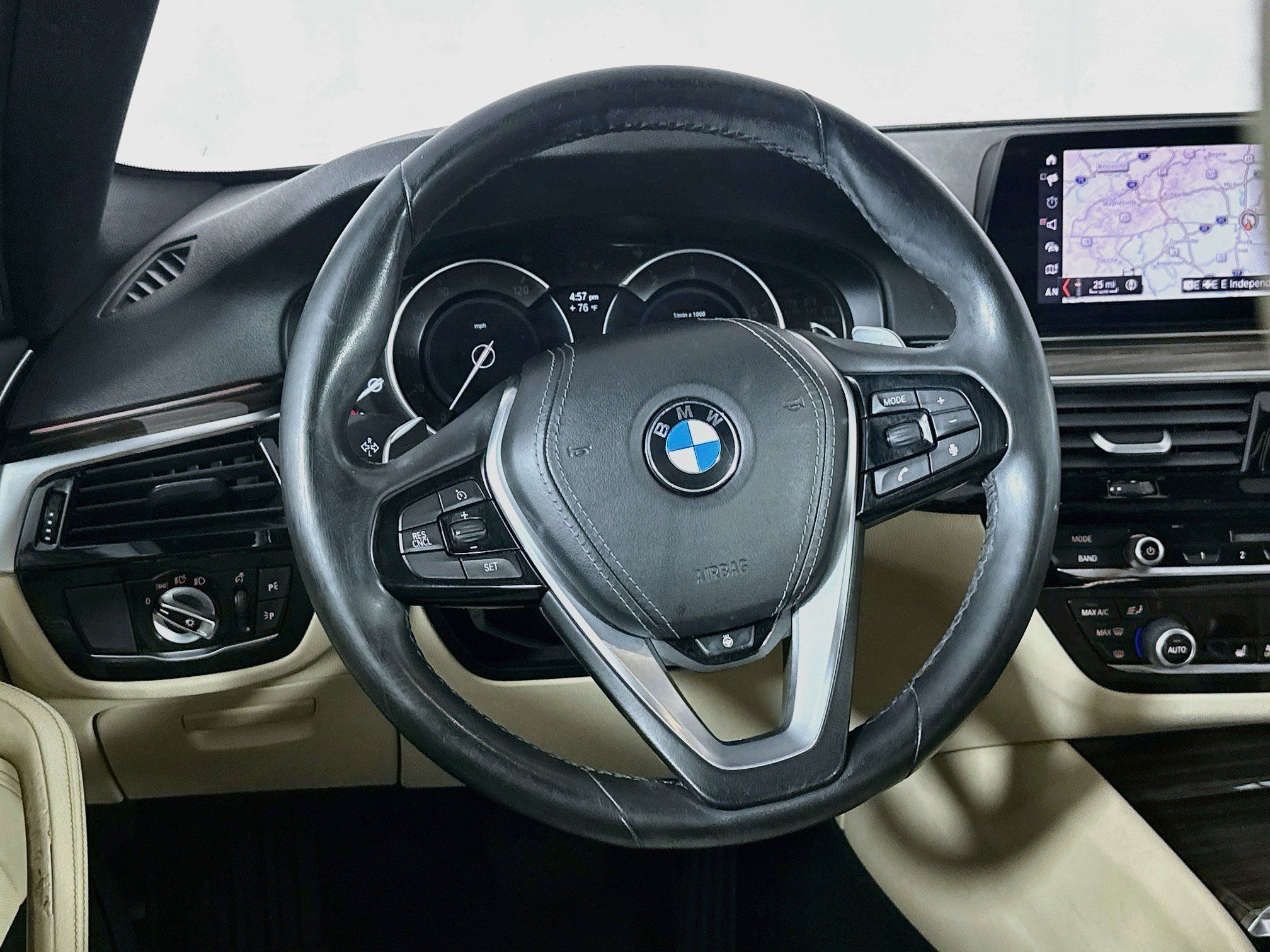 Used 2019 BMW 540i w/ Convenience Package RWD image 18