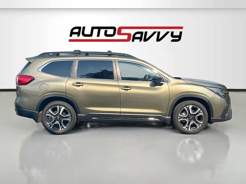 Used 2024 Subaru Ascent Limited w/ Technology Package AWD/4WD image 8